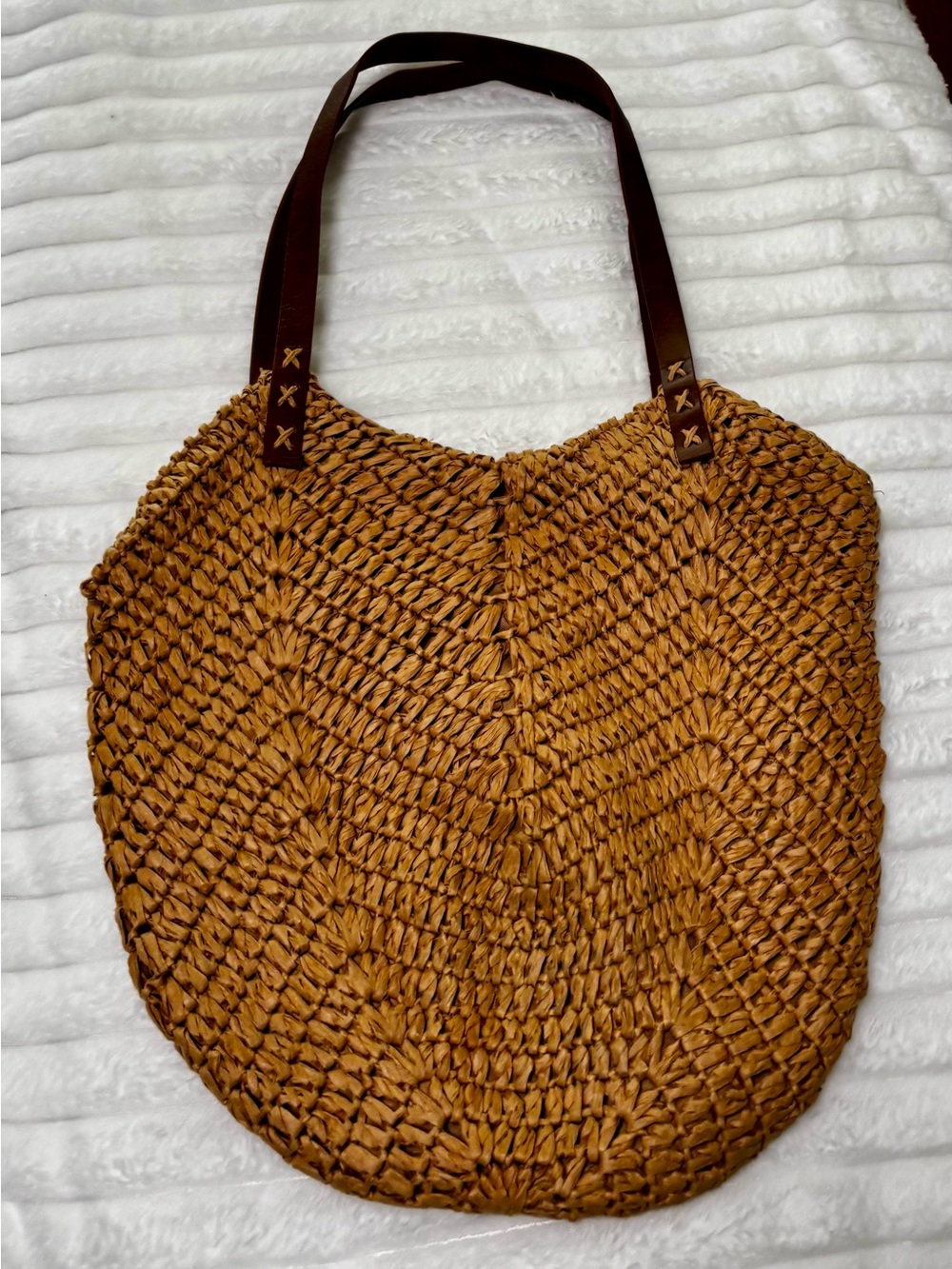 Woven Straw Tote Bag with Brown Handles - Natural Tan